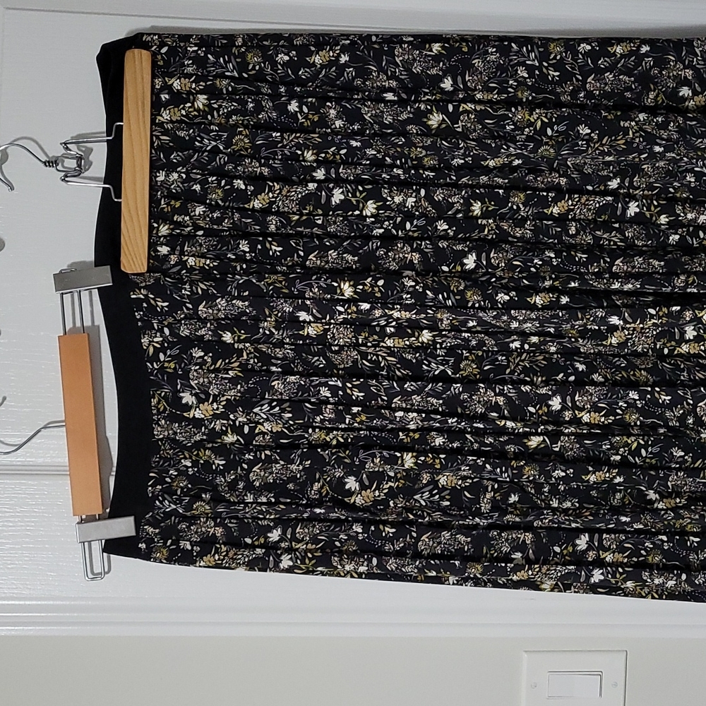 Joe Fresh skirt
